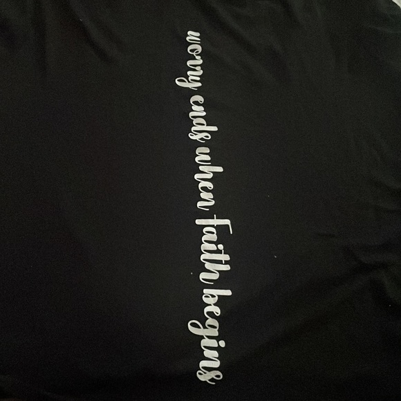 Black tied knot shirt - Picture 3 of 4